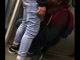 Mamada en el metro